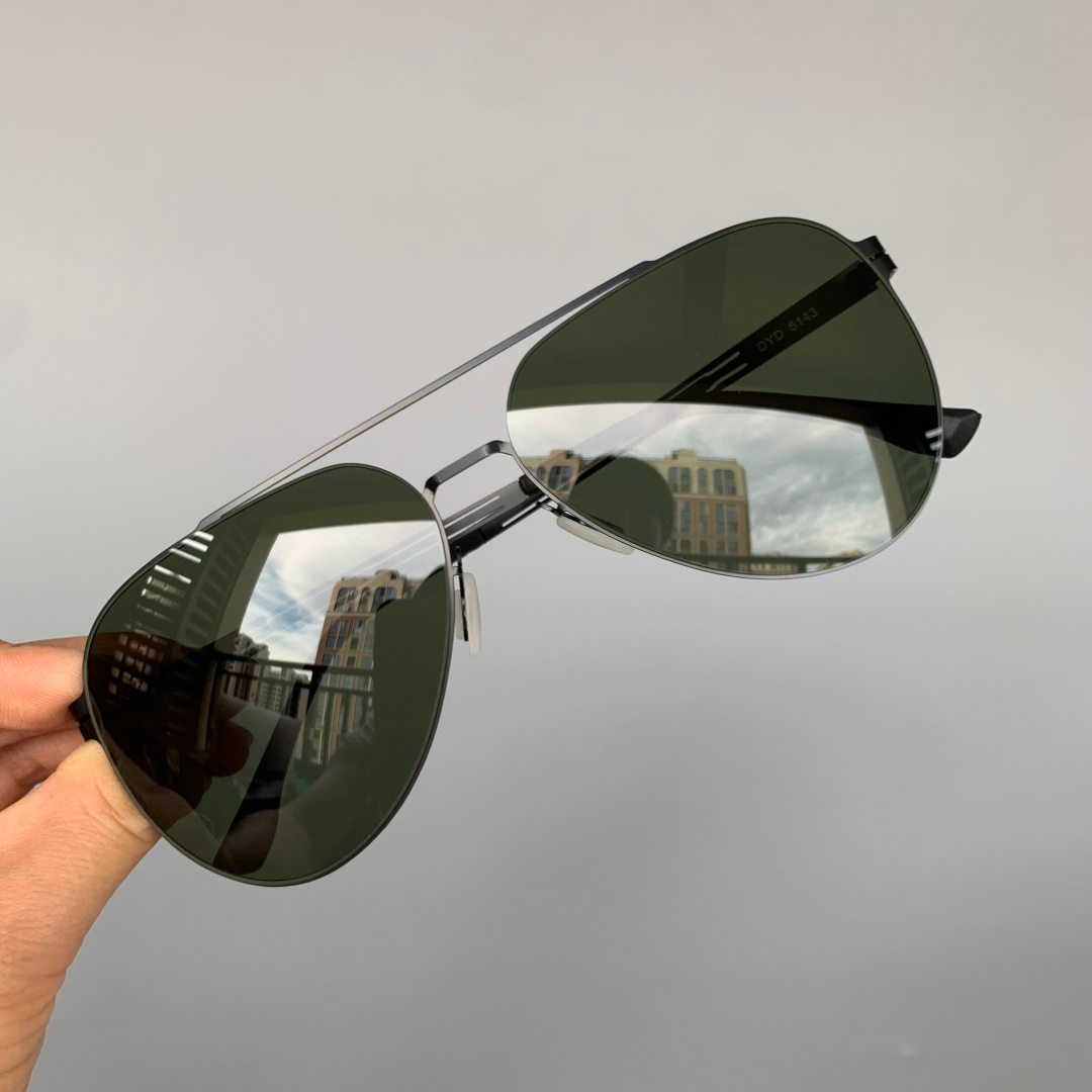 แว่นกันแดดแฟชั่นทรงนักบินสำหรั - Sunglasses Aviator Polarized บทวิจารณ์และราคา